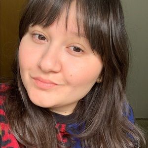 Meet your Posher, Tais